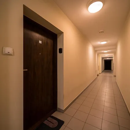Apartment Komedy Deluxe *